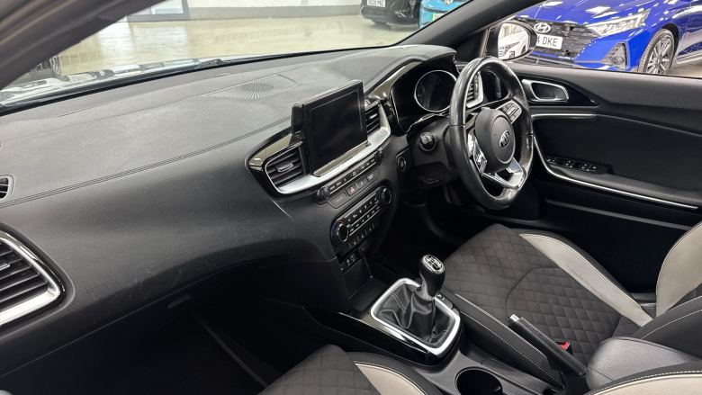 Kia Ceed 1.4T GDi ISG GT-Line Lunar Edition 5dr Petrol Hatchback